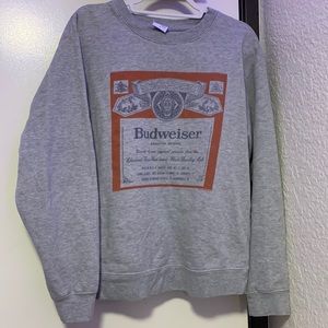 Comfy grey Budweiser crew neck